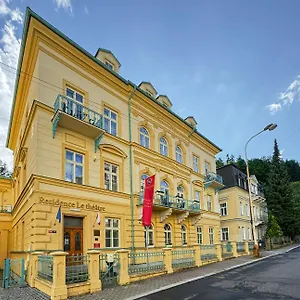 Le Theatre Apartment
